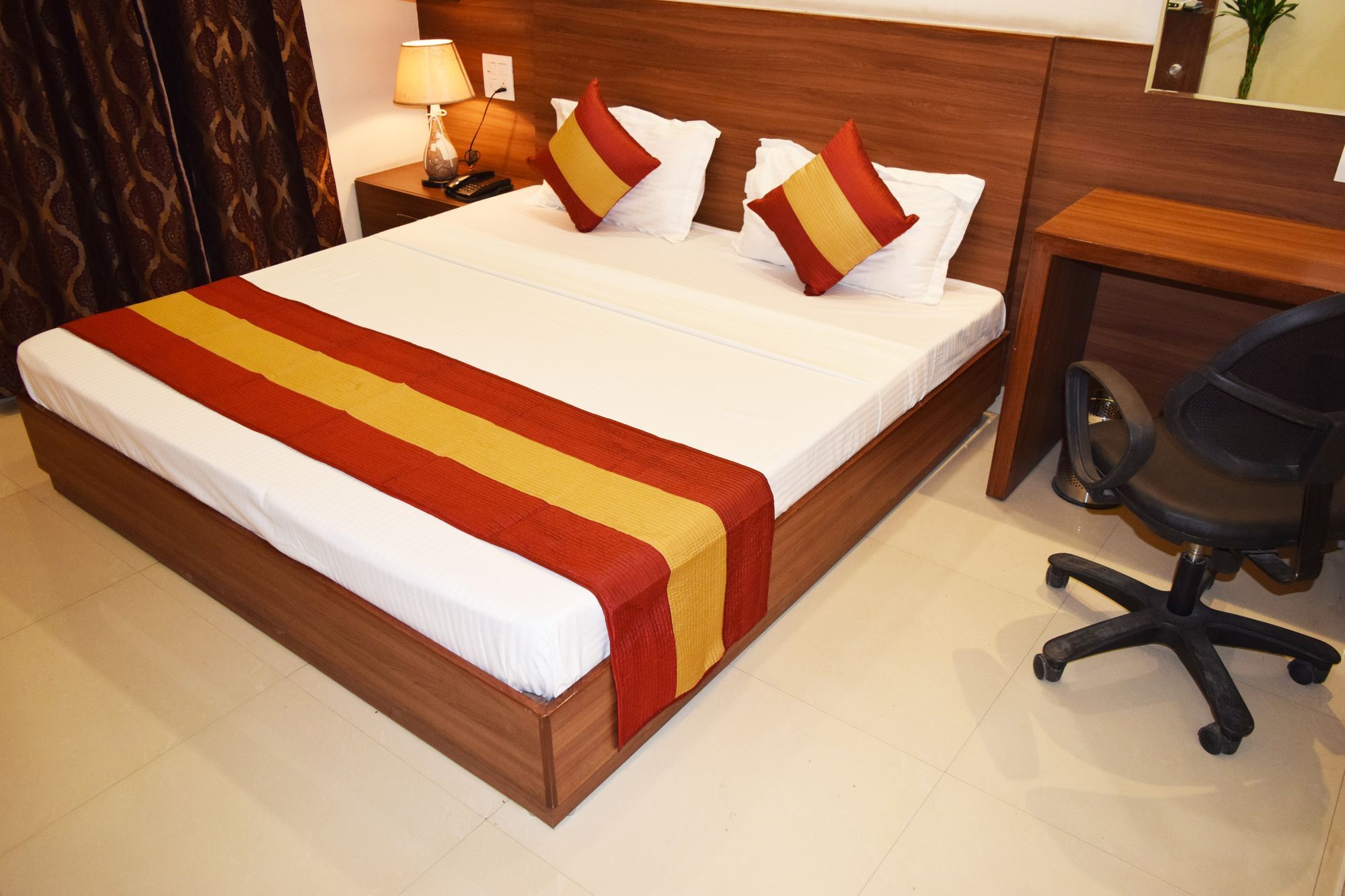 Hotel Palace Amritsar Exterior photo