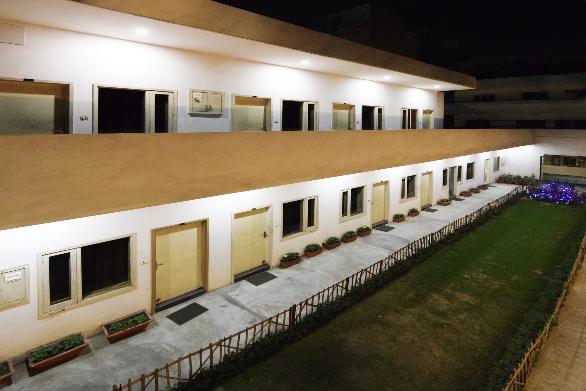 Hotel Palace Amritsar Exterior photo
